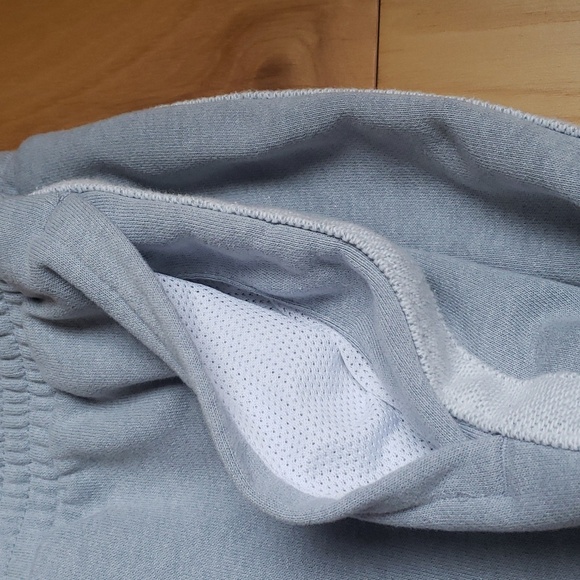 Under Armor Joggers - Picture 2 of 12